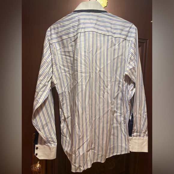 Fashion Guest Collections Shirt, Size-Large, Color White in Blue stripes - Picture 3 of 3